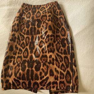 Faux leather Leopard print pencil skirt